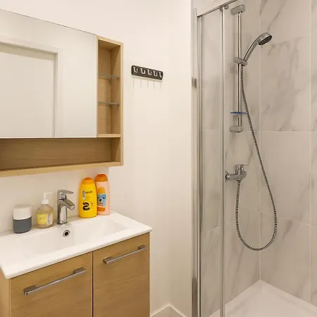 Apartment Metro Gambetta